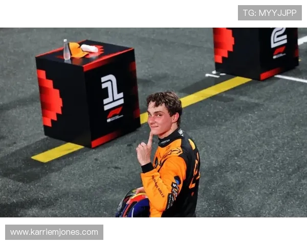 皮亚斯特里超越阿尔本逐步缩小与拉塞尔差距展现强势进步